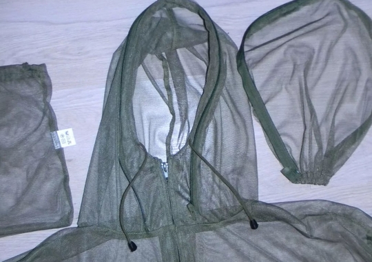 Приму в дар костюм от комаров и мошек